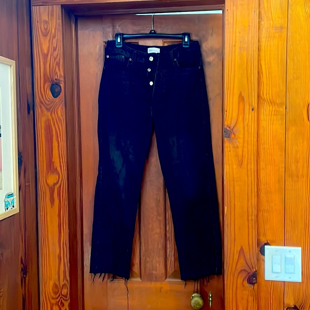 Like new black Zara jeans size 6